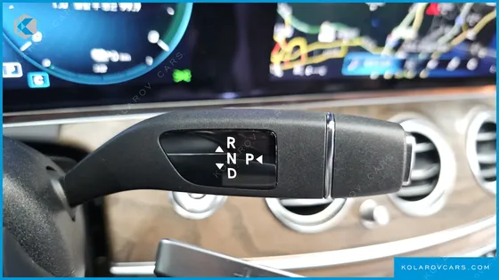MERCEDES E-CLASS E300E 4MATIC EXCLUSIVE