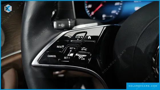 MERCEDES E-CLASS E300E 4MATIC EXCLUSIVE