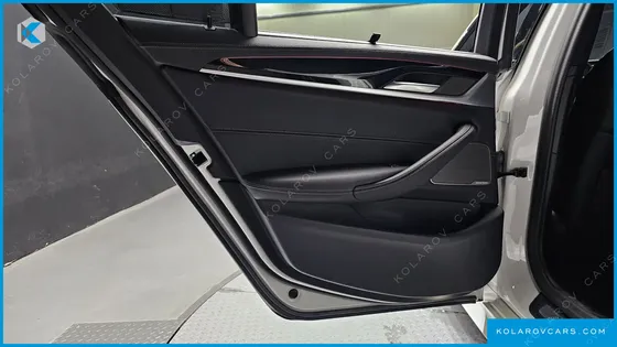 BMW 5 SERIES 530E M SPORT