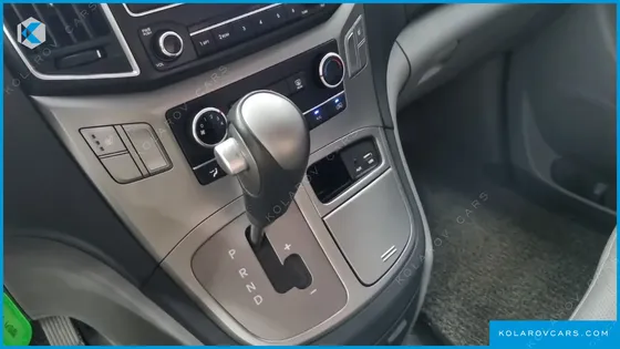 HYUNDAI GRAND STAREX NONE