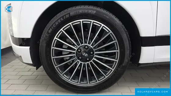 HYUNDAI IONIQ 9 CRUISE TYPE 2WD