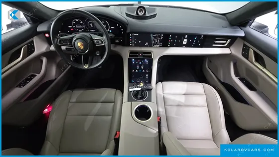 PORSCHE TAYCAN 4S