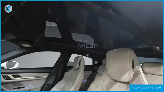 PORSCHE TAYCAN BASE