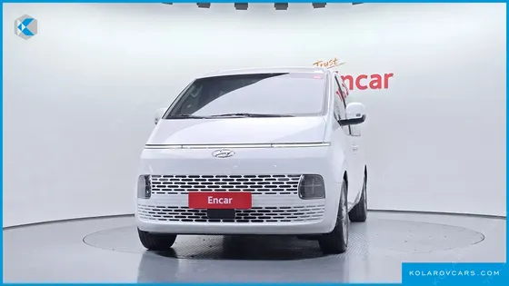 HYUNDAI STARIA 4WD TOURER 9-SEATER
