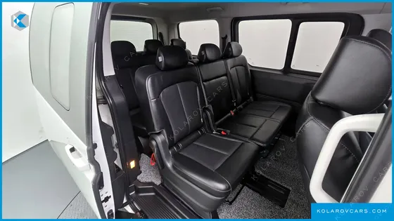 HYUNDAI STARIA 4WD TOURER 9-SEATER