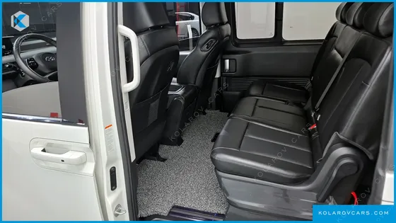 HYUNDAI STARIA 4WD TOURER 9-SEATER