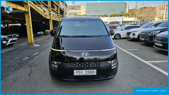 HYUNDAI STARIA CARGO 5-SEATER