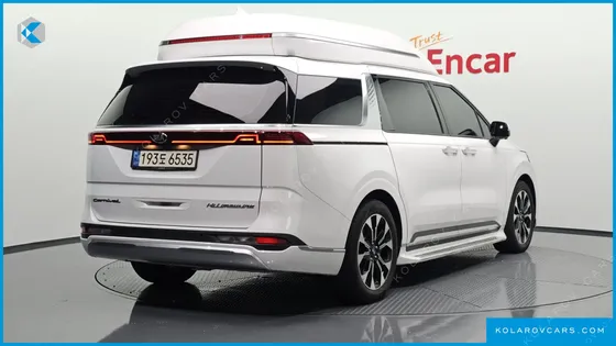 KIA CARNIVAL 9-SEATER HI-LIMOUSINE