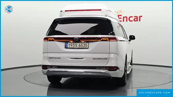 KIA CARNIVAL 9-SEATER HI-LIMOUSINE