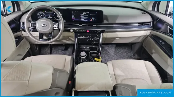 KIA CARNIVAL 9-SEATER HI-LIMOUSINE