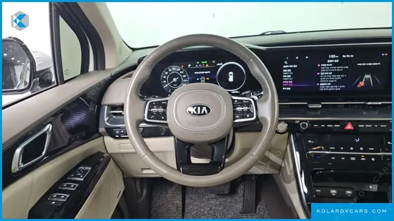 KIA CARNIVAL 9-SEATER HI-LIMOUSINE