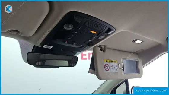 KIA CARNIVAL 9-SEATER HI-LIMOUSINE
