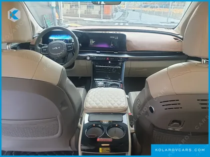 KIA CARNIVAL GASOLINE 9-SEATER HI-LIMOUSINE