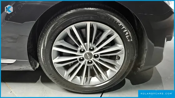 GENESIS EQ900 3.8 GDI AWD