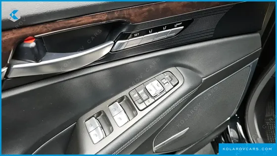 GENESIS EQ900 3.8 GDI AWD