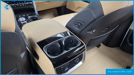 KIA CARNIVAL GASOLINE 9-SEATER SIGNATURE