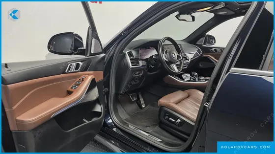 BMW X5 M50I