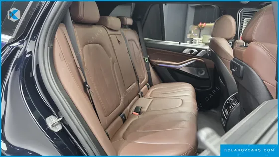 BMW X5 M50I