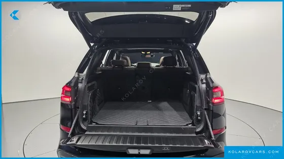 BMW X5 M50I