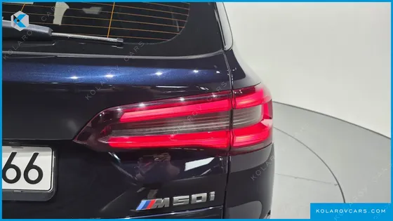 BMW X5 M50I