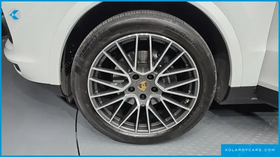 PORSCHE CAYENNE 3.0