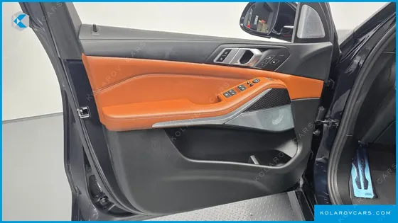 BMW X5 M50I