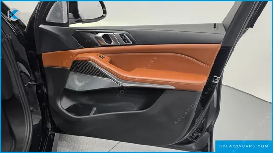 BMW X5 M50I