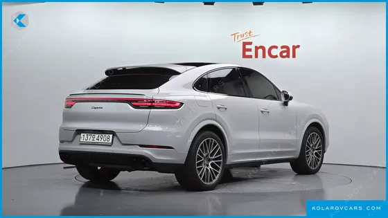 PORSCHE CAYENNE 3.0 COUPE PLATINUM EDITION