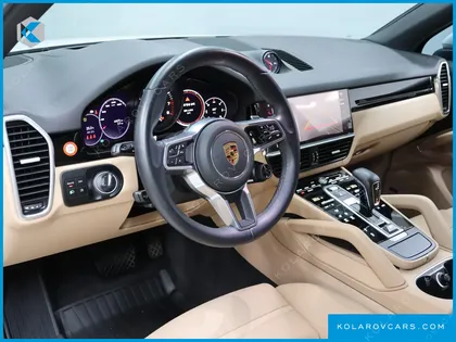PORSCHE CAYENNE 3.0 PLATINUM EDITION