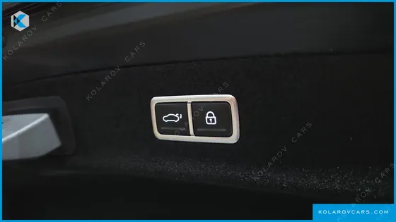GENESIS G90 GASOLINE 3.5 TURBO AWD