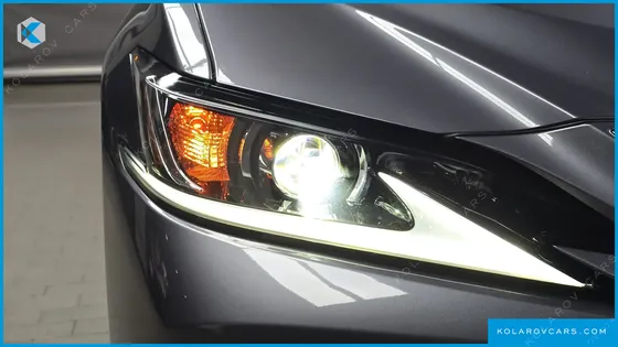LEXUS ES LUXURY PLUS