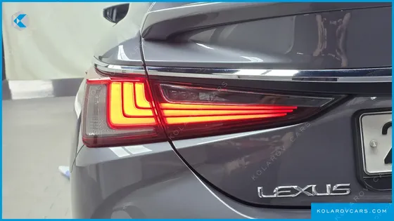 LEXUS ES LUXURY PLUS