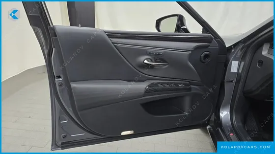 LEXUS ES LUXURY PLUS