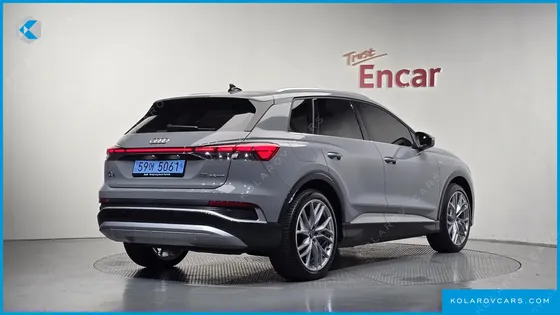 AUDI Q4 E-TRON 45 PREMIUM