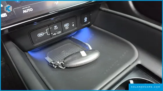 HYUNDAI GRANDEUR 2,5 GASOLINE 2WD