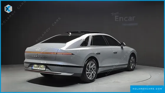 HYUNDAI GRANDEUR 2,5 GASOLINE 2WD