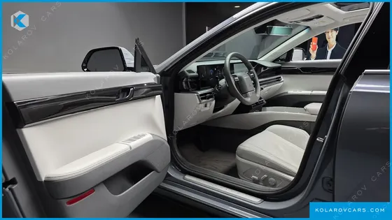 HYUNDAI GRANDEUR 2,5 GASOLINE 2WD