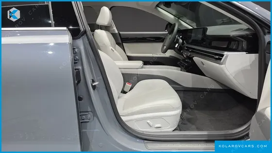 HYUNDAI GRANDEUR 2,5 GASOLINE 2WD