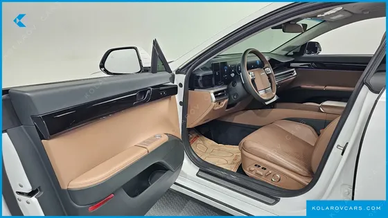 HYUNDAI GRANDEUR 2,5 GASOLINE 2WD