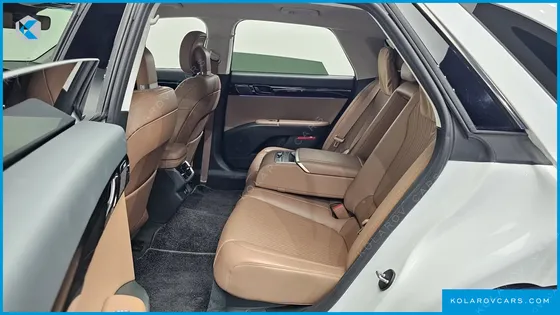 HYUNDAI GRANDEUR 2,5 GASOLINE 2WD