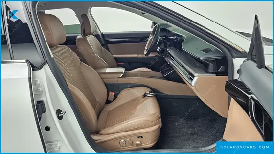 HYUNDAI GRANDEUR 2,5 GASOLINE 2WD