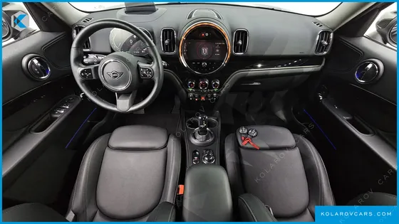 MINI COUNTRYMAN CLASSIC PLUS LAUNCH PACK