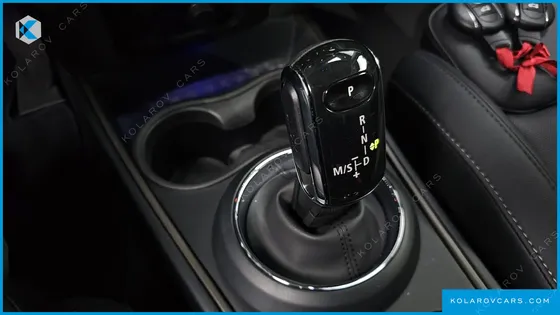 MINI COUNTRYMAN CLASSIC PLUS LAUNCH PACK