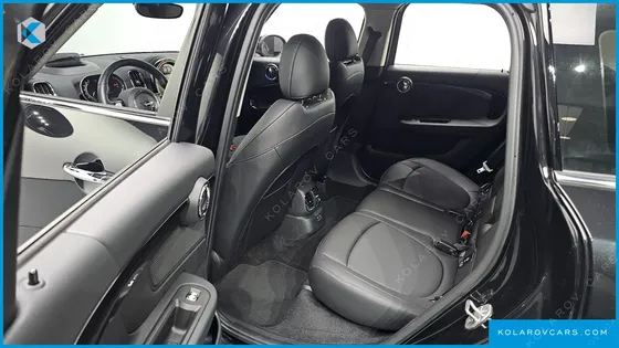 MINI COUNTRYMAN CLASSIC PLUS LAUNCH PACK