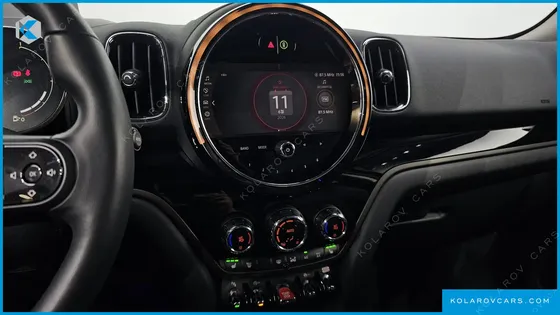 MINI COUNTRYMAN CLASSIC PLUS LAUNCH PACK