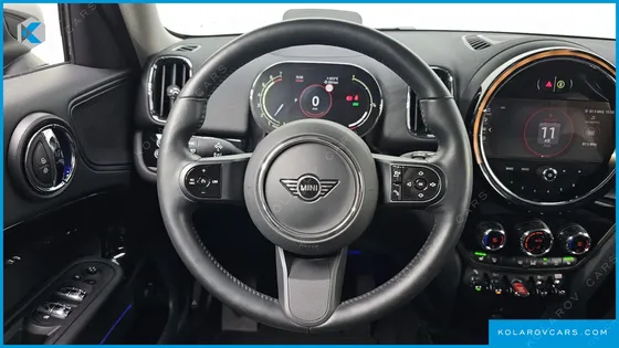 MINI COUNTRYMAN CLASSIC PLUS LAUNCH PACK