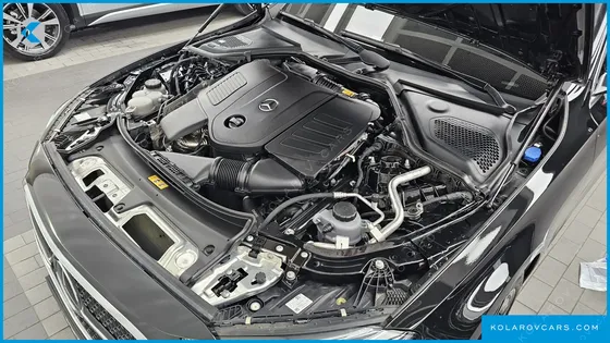 MERCEDES E-CLASS E300 4MATIC AMG LINE