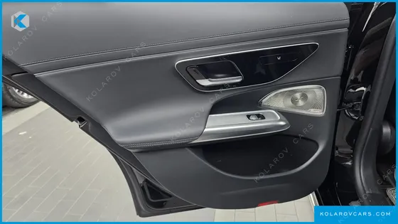 MERCEDES E-CLASS E300 4MATIC AMG LINE