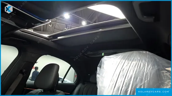 MERCEDES E-CLASS E300 4MATIC AMG LINE