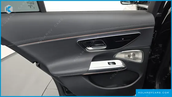 MERCEDES E-CLASS E300 4MATIC AMG LINE
